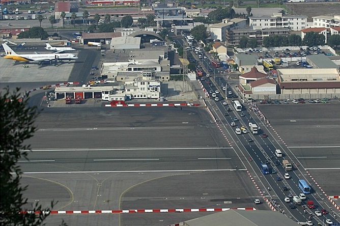 Аеропорт Гібралтар