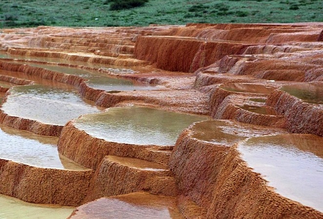 Бадаб-е Сурт