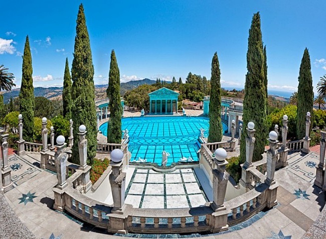 Замок Херст