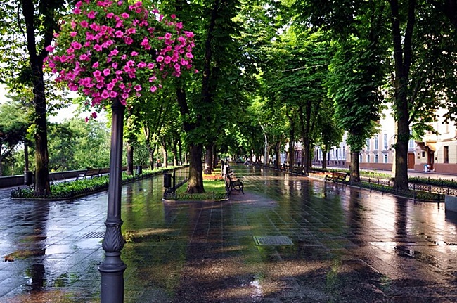 Приморський бульвар