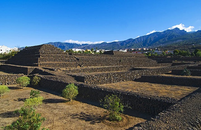 Піраміди Гуїмар